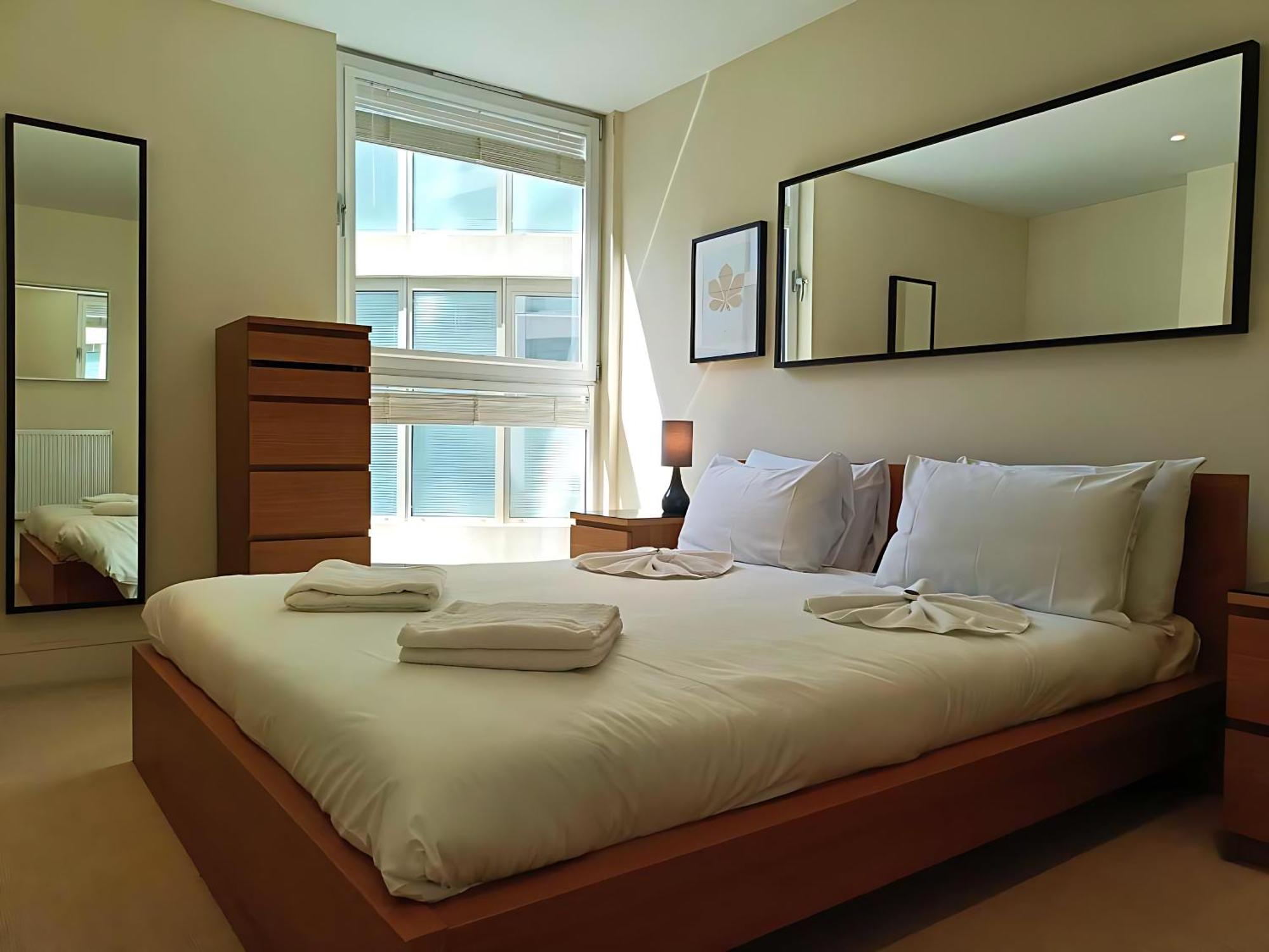 לונדון Canary Wharf Serviced Apartments מראה חיצוני תמונה